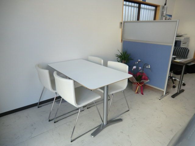�����Z�f�X�E�x���c C200�F���̑�