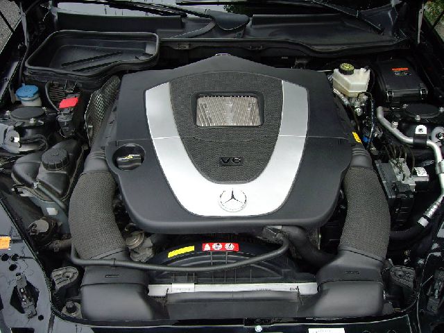 �����Z�f�X�E�x���c SLK350 ���Îԏ��F�G���W��