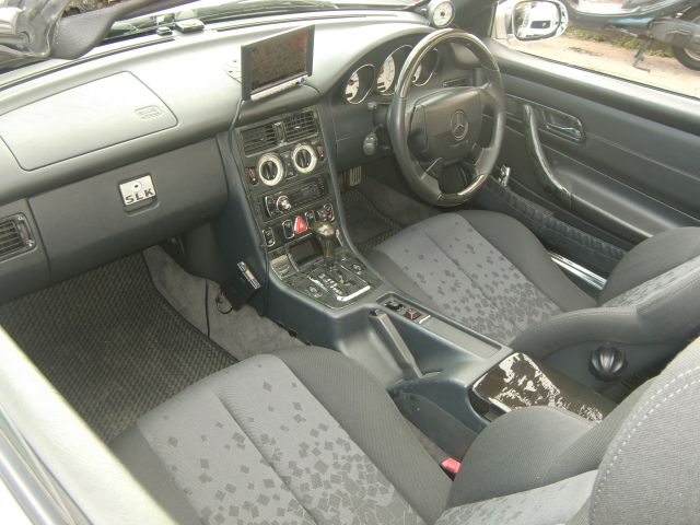 BMW 320i ���Îԏ�� �ڍׂ�����