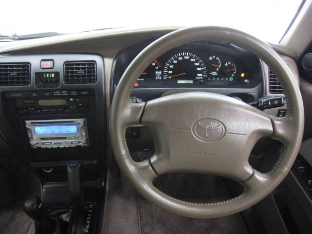 �V�{���[ �R���x�b�g ���Îԏ��F���̑�