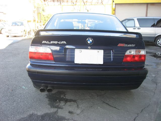 BMW�A���s�i B6 ���Îԏ��F���