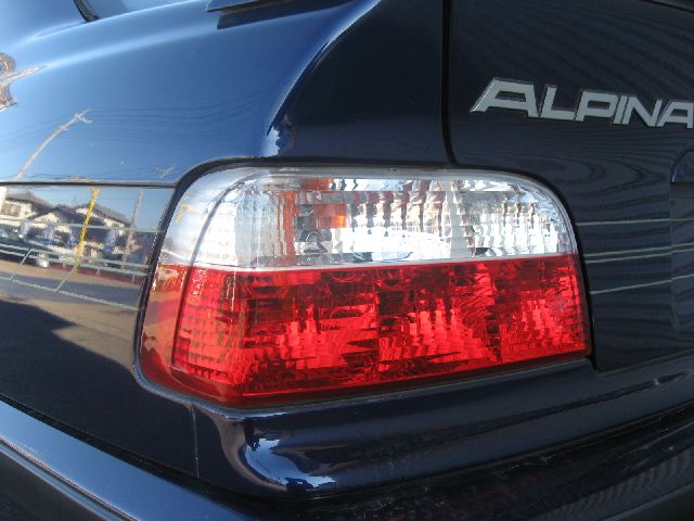 BMW�A���s�i B6 ���Îԏ��F���̑�