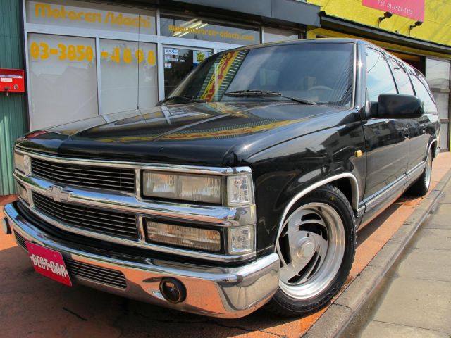 GMC サバーバン LS