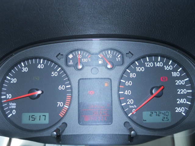 BB AUTO [�r�[�r�[�I�[�g]�X�܎ʐ^