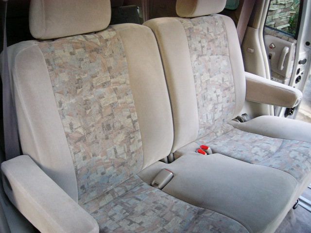 �j�b�T�� ���o�e�B 2000 ���Îԏ��F���̑�