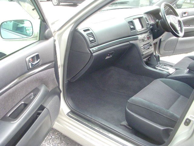 �{���{ V70 ���Îԏ��F���̑�