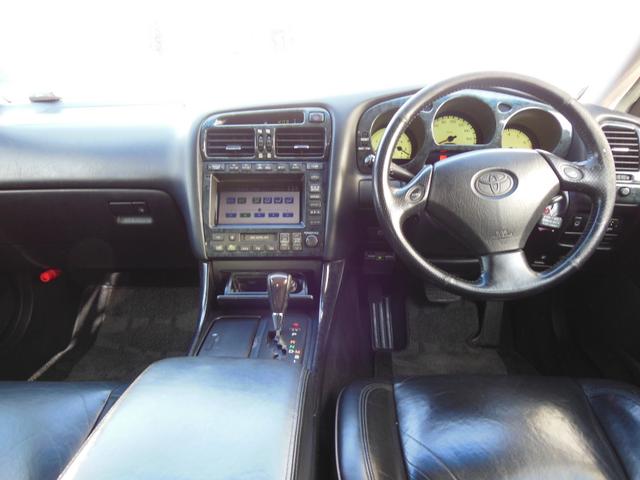 �x���g���[ �R���`�l���^�� �t���C���O�X�p�[ ���Îԏ��F���̑�