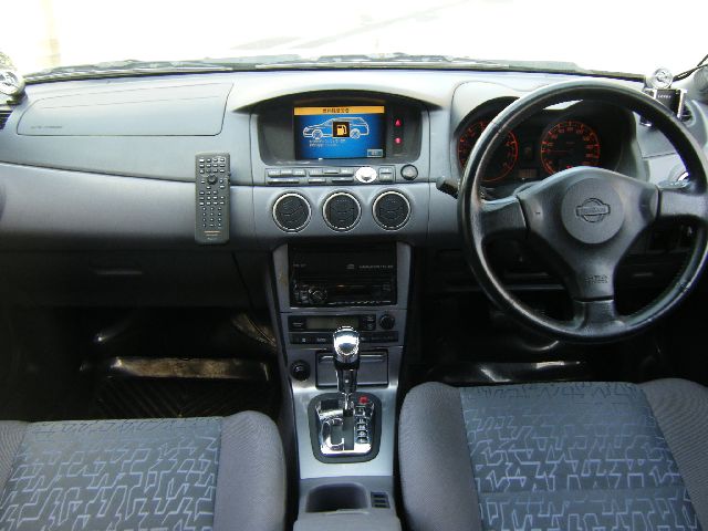 BMW M5 ���Îԏ��F���[�^�[
