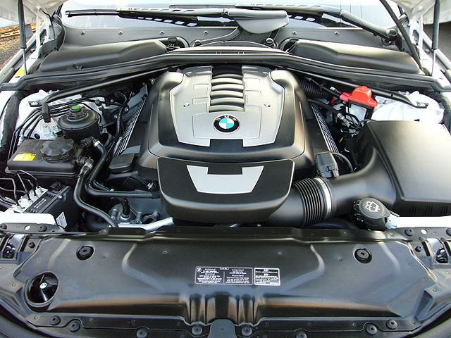 BMW 540i ���Îԏ��F�G���W��