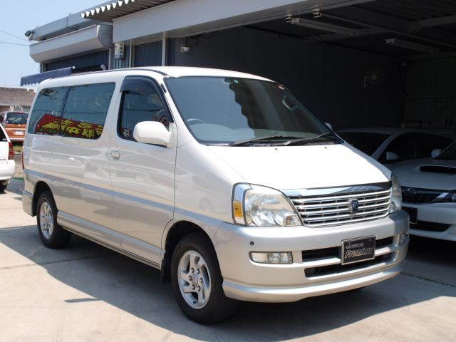 �n�C�G�[�X ���W�A�X(�g���^) V L�p�b�P�[�W ���Îԉ摜
