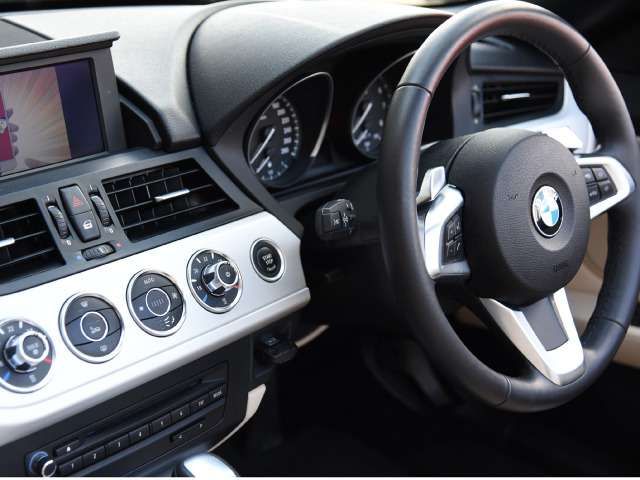 �����Z�f�X�E�x���c SLK320�F���̑�