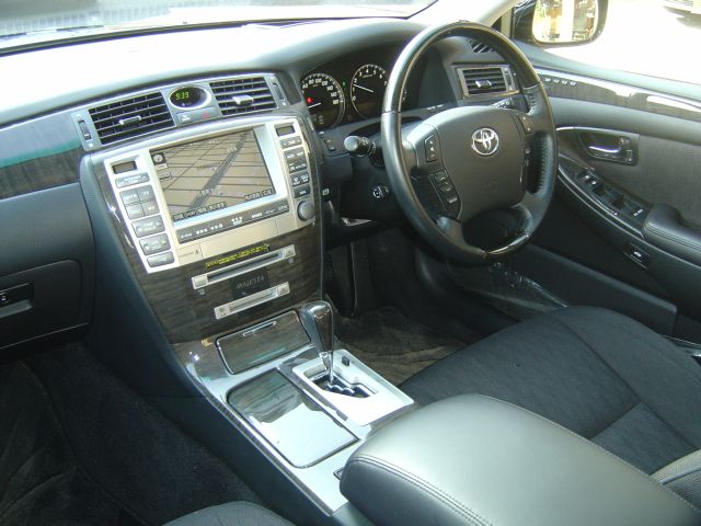 �g���^ �}�W�F�X�^ ���Îԏ��F����