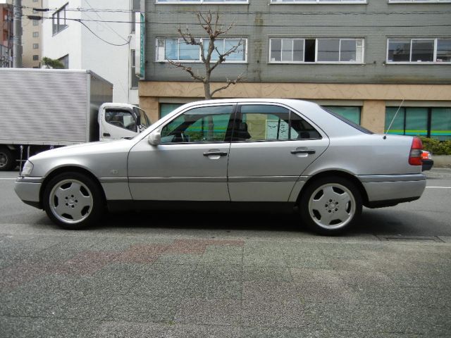 �O�H �p�W�F���~�j ���Îԏ��F���̑�