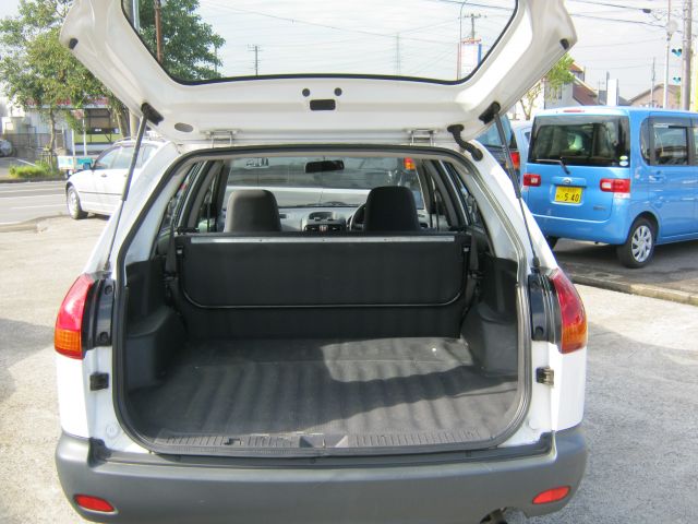 �N���C�X���[ 300C ���Îԏ��F���