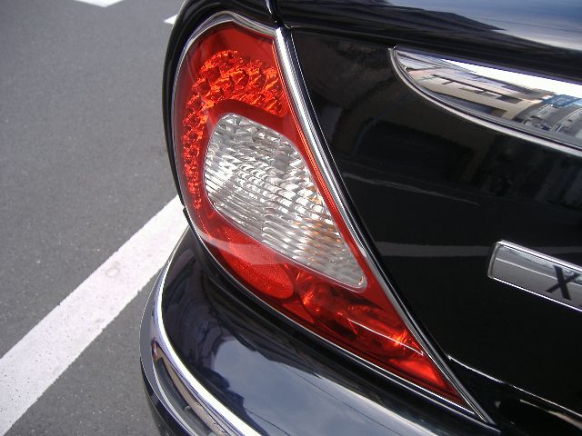 �W���K�[ XJ8 3.5 ���Îԏ��F���̑�