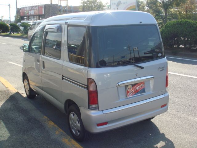 �t�H���N�X���[�Q�� VW�j���[�r�[�g���F���̑�