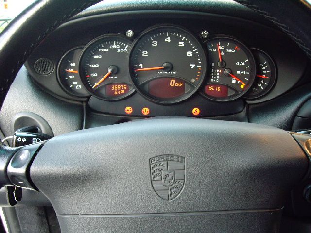 �|���V�F 911 ���Îԏ��F���[�^�[