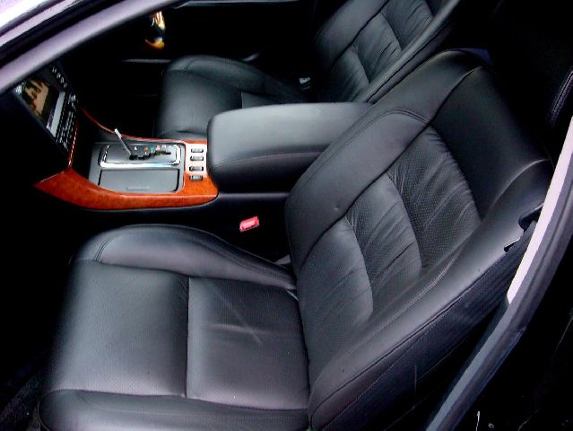 �g���^ �A���X�g ���Îԏ��F����