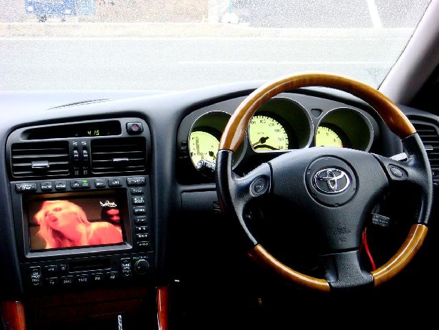 �g���^ �A���X�g ���Îԏ��F���[�^�[