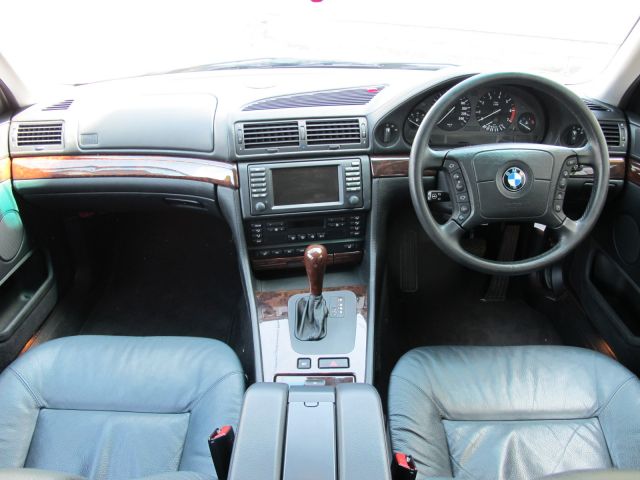 �N���C�X���[ �W�[�v�E�`�F���L�[�F���