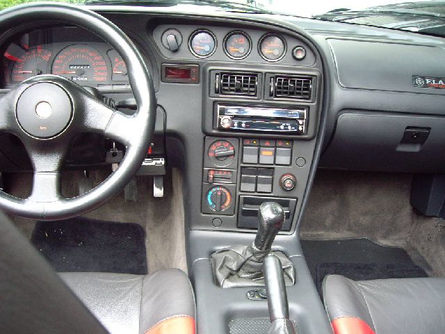 ���[�^�X �G���� ���Îԏ��F���̑�