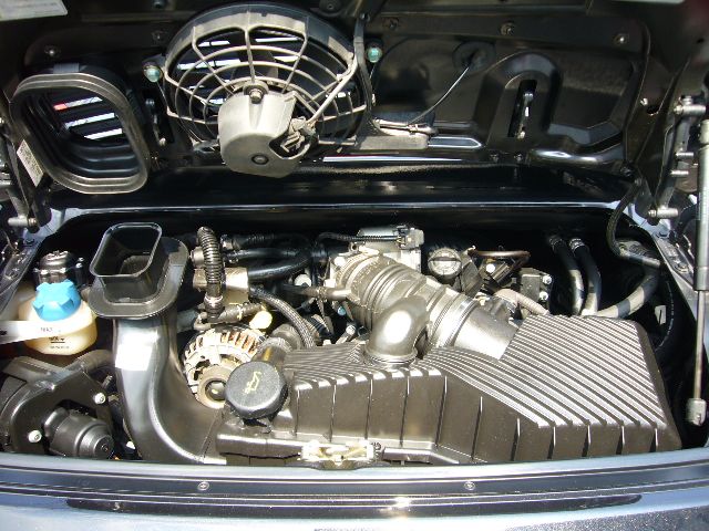 �|���V�F 911 ���Îԏ��F�G���W��