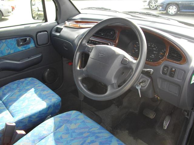 �A�E�f�B A6 ���Îԏ��F���[�^�[