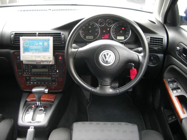�t�H���N�X���[�Q�� VW�p�T�[�g���S�� ���Îԏ��F����