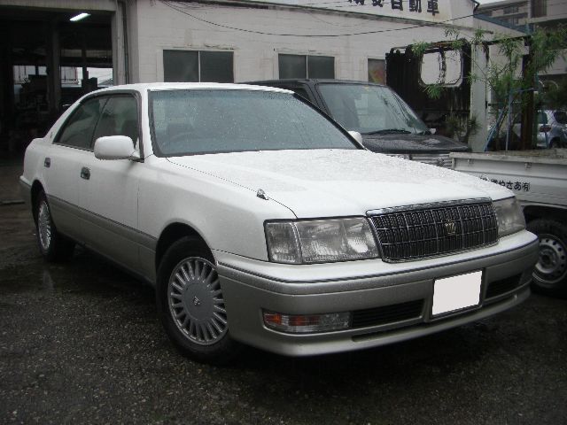 �g���^ �N���E�� ���Îԏ��F���C��