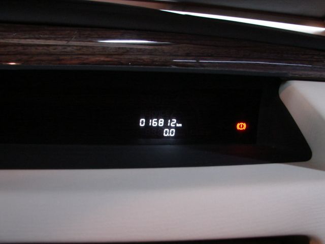 �V�g���G�� C6 ���Îԏ��F���[�^�[