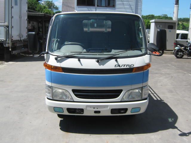 �g���^ �E�B���_���F���̑�