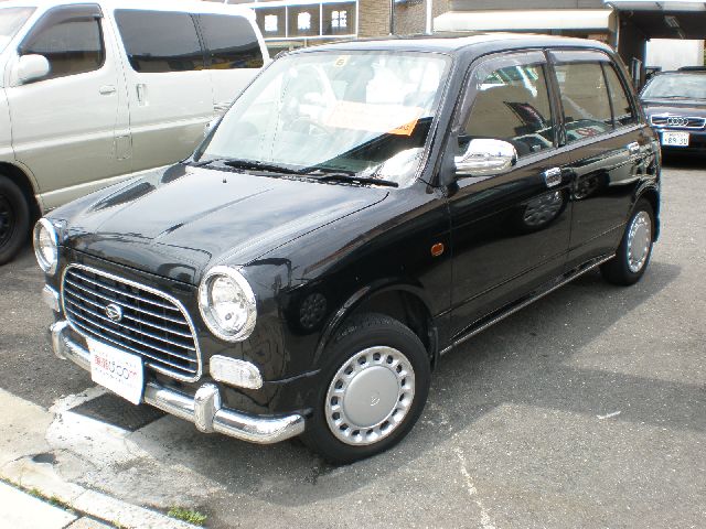 ダイハツ ミラジーノ