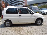 �N���C�X���[ 300C ���Îԏ��F���̑�