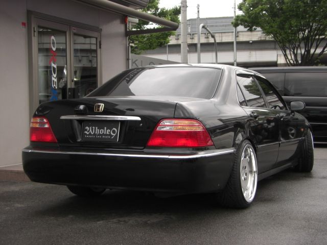 ホンダ レジェンド 中古車情報:後方
