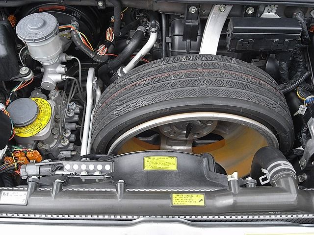 �z���_ NSX ���Îԏ��F�G���W��