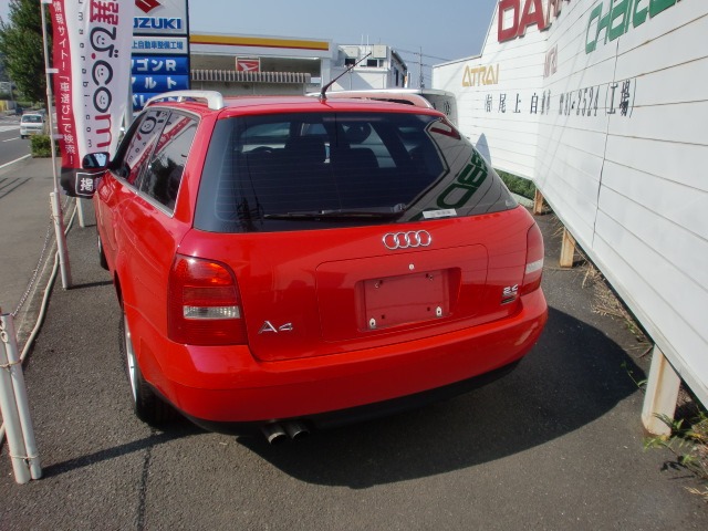 �V�{���[ �R���x�b�g�F���̑�