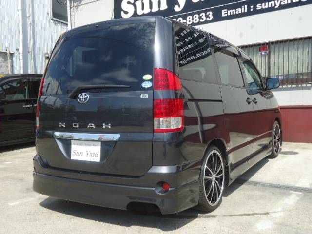 ダッジ マグナム 中古車情報:エンジン