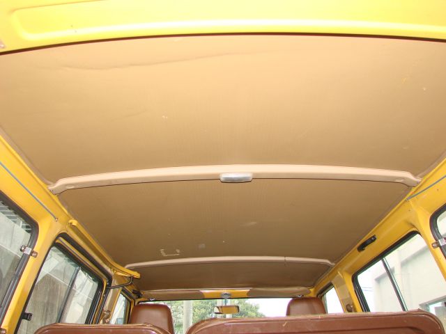 �t�F���[�� F355 �x�����l�b�^�F�G���W��