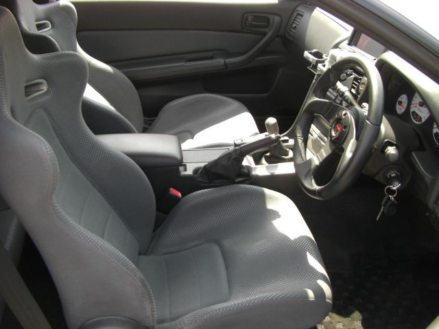 �j�b�T�� �X�J�C���C�� GT-R ���Îԏ��F����