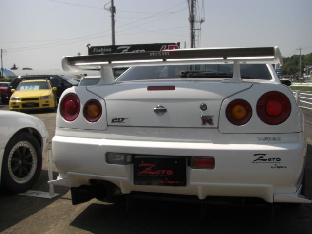 �j�b�T�� �X�J�C���C�� GT-R ���Îԏ��F���̑�