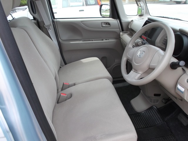 �t�F���[�� 512TR�F����