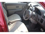 �t�F���[�� 512TR ���Îԏ��F���̑�