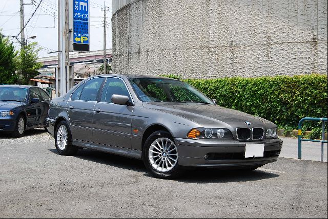 BMW 5 ���꡼��
