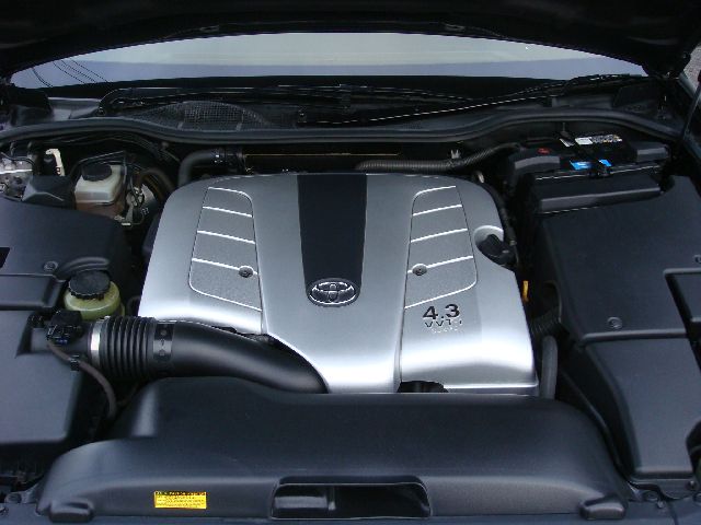 �g���^ �Z���V�I ���Îԏ��F�G���W��