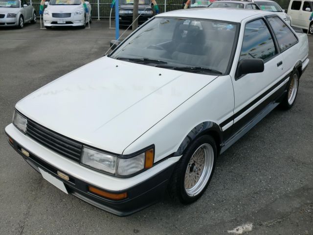 �����Z�f�X�E�x���c E240T ���Îԏ��F�G���W��