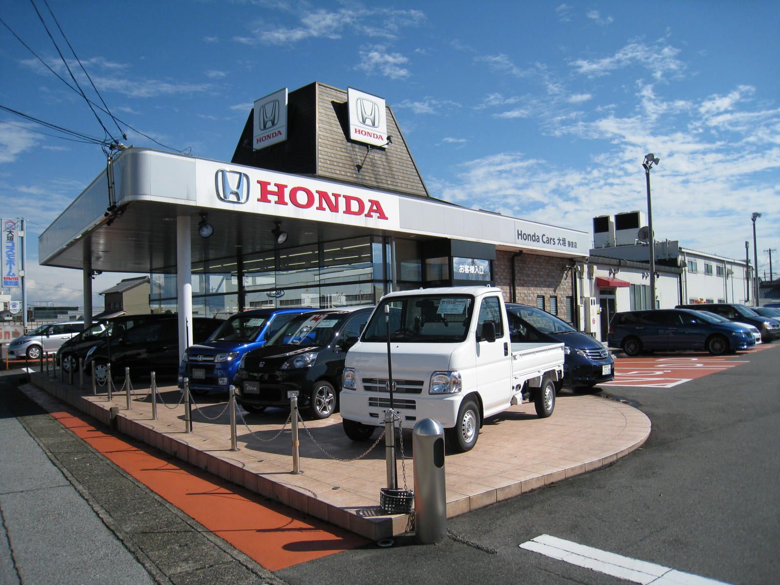 Honda Cars ��_ �×��X�X�܎ʐ^