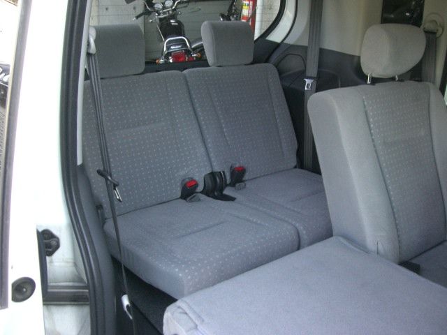 マツダ デミオ 中古車情報:後方