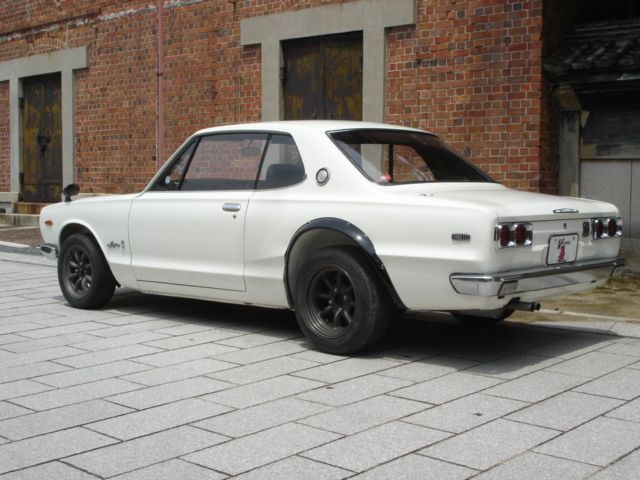 �j�b�T�� �X�J�C���C�� GT-R ���Îԏ��F���