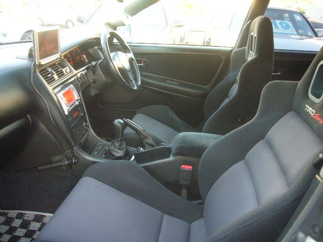 �X�Y�L �p���b�g ���Îԏ��F�G���W��
