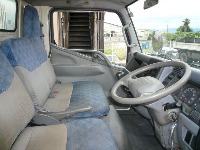 �X�Y�L �A���g ���Îԏ��F���̑�